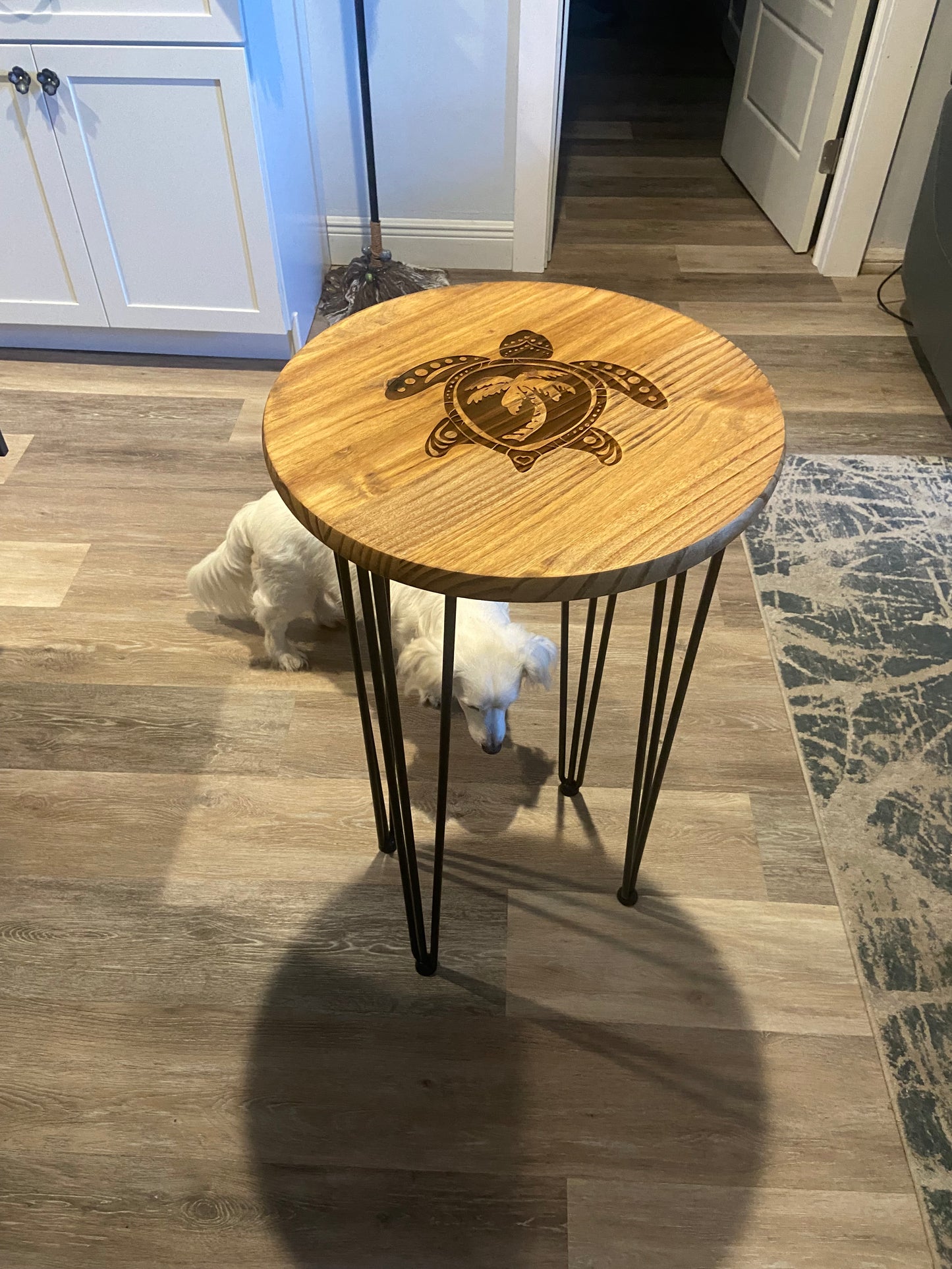 Engraved Indoor/Outdoor Sea Turtle Table