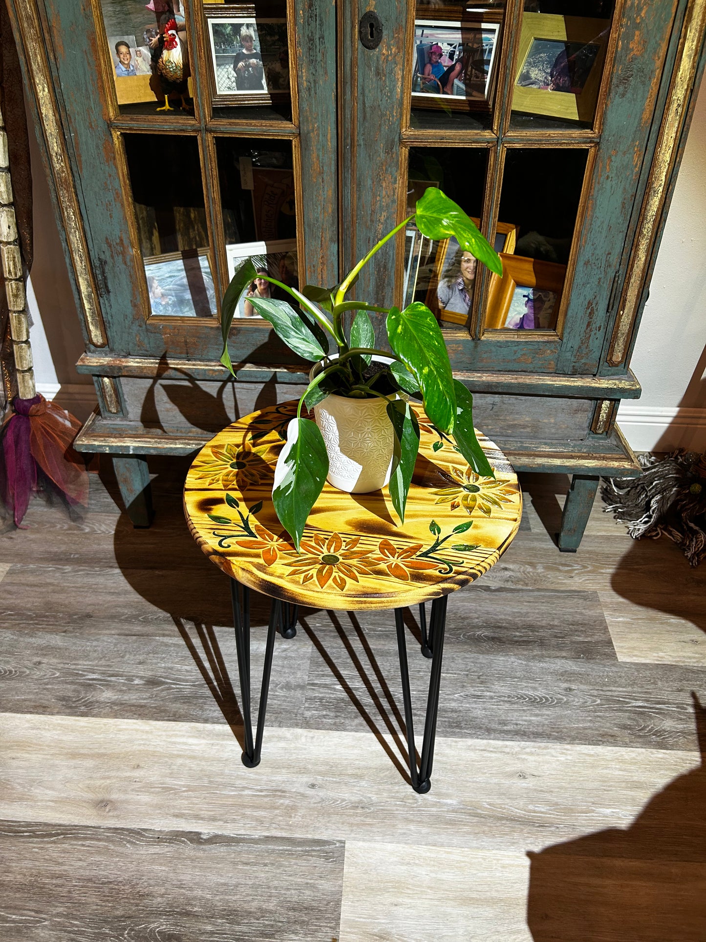 Wood Plant Table Engraved Flowers